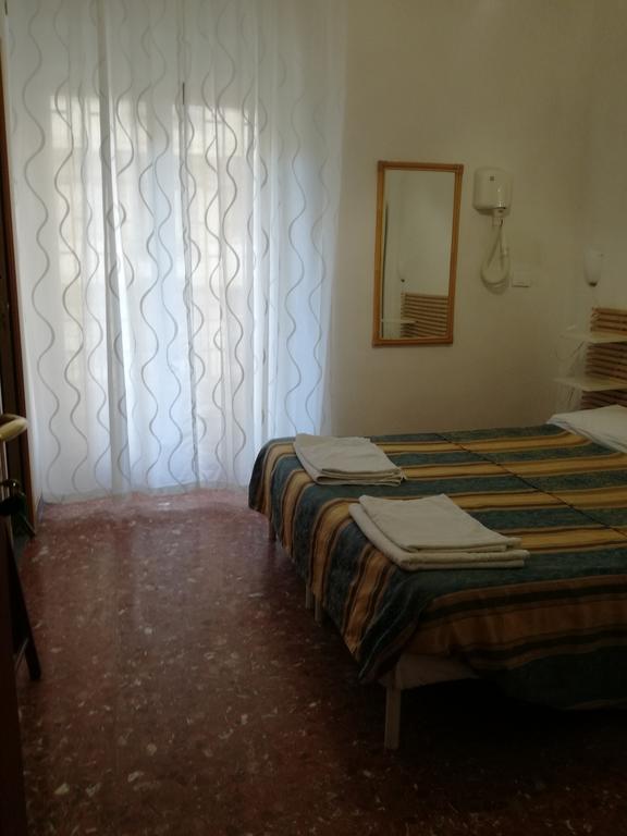 Testa Gioacchino B&B Rome Bagian luar foto